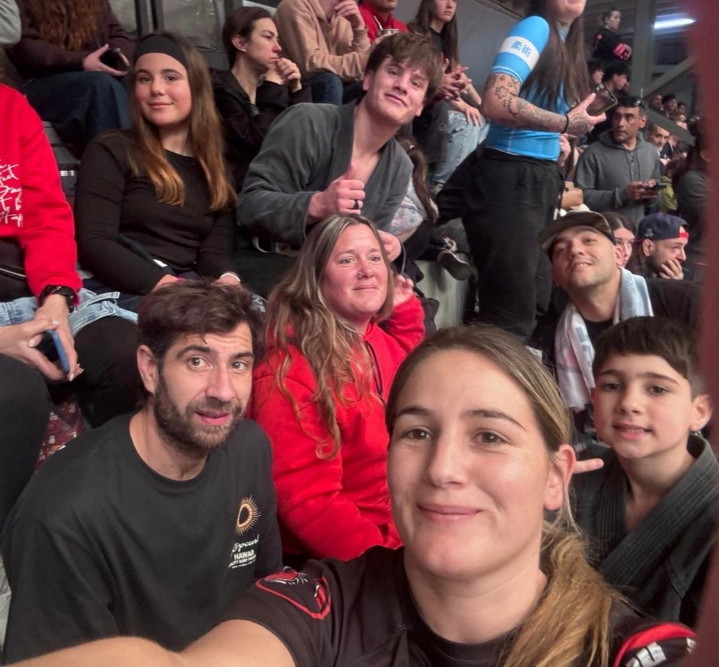 Jiu-jitsu: la academia necochense brilló en Mar del Plata y su profe subraya que "casi todos… llegaron al podio"