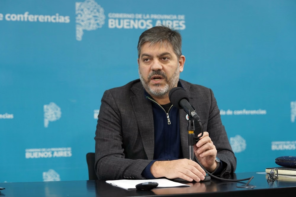 Carlos Bianco destacó inversiones de empresas extranjeras y el interés por Cuenta DNI